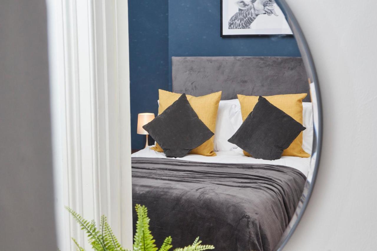 5 Bed House In Leamington Spa Perfect For Contractors With 7 Beds By Purestay - 14 Night Min! Zewnętrze zdjęcie