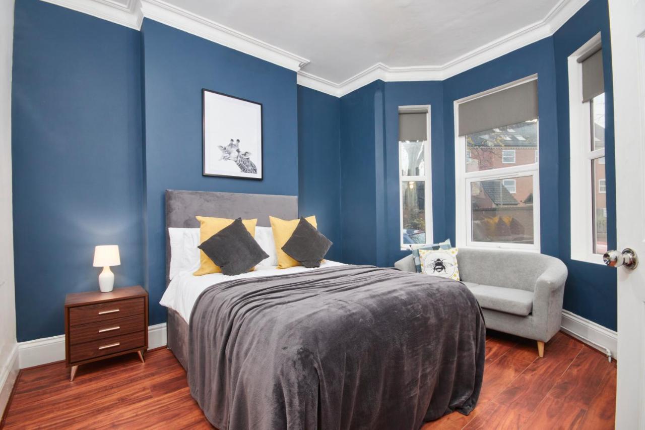 5 Bed House In Leamington Spa Perfect For Contractors With 7 Beds By Purestay - 14 Night Min! Zewnętrze zdjęcie