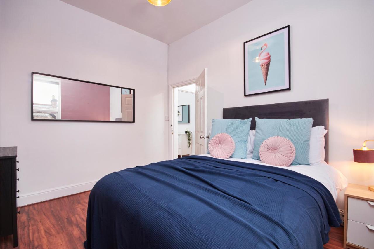 5 Bed House In Leamington Spa Perfect For Contractors With 7 Beds By Purestay - 14 Night Min! Zewnętrze zdjęcie