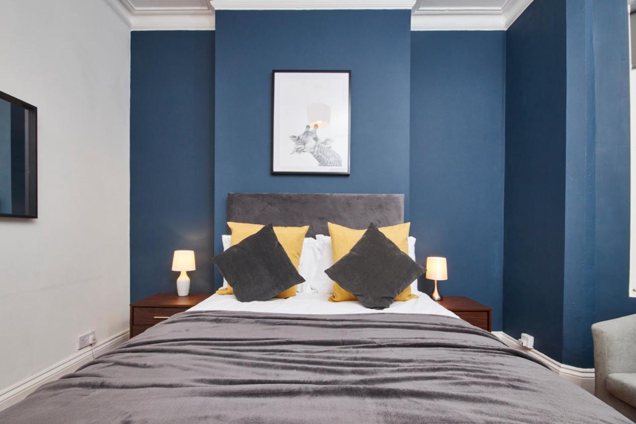 5 Bed House In Leamington Spa Perfect For Contractors With 7 Beds By Purestay - 14 Night Min! Zewnętrze zdjęcie