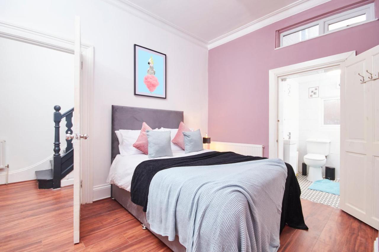 5 Bed House In Leamington Spa Perfect For Contractors With 7 Beds By Purestay - 14 Night Min! Zewnętrze zdjęcie