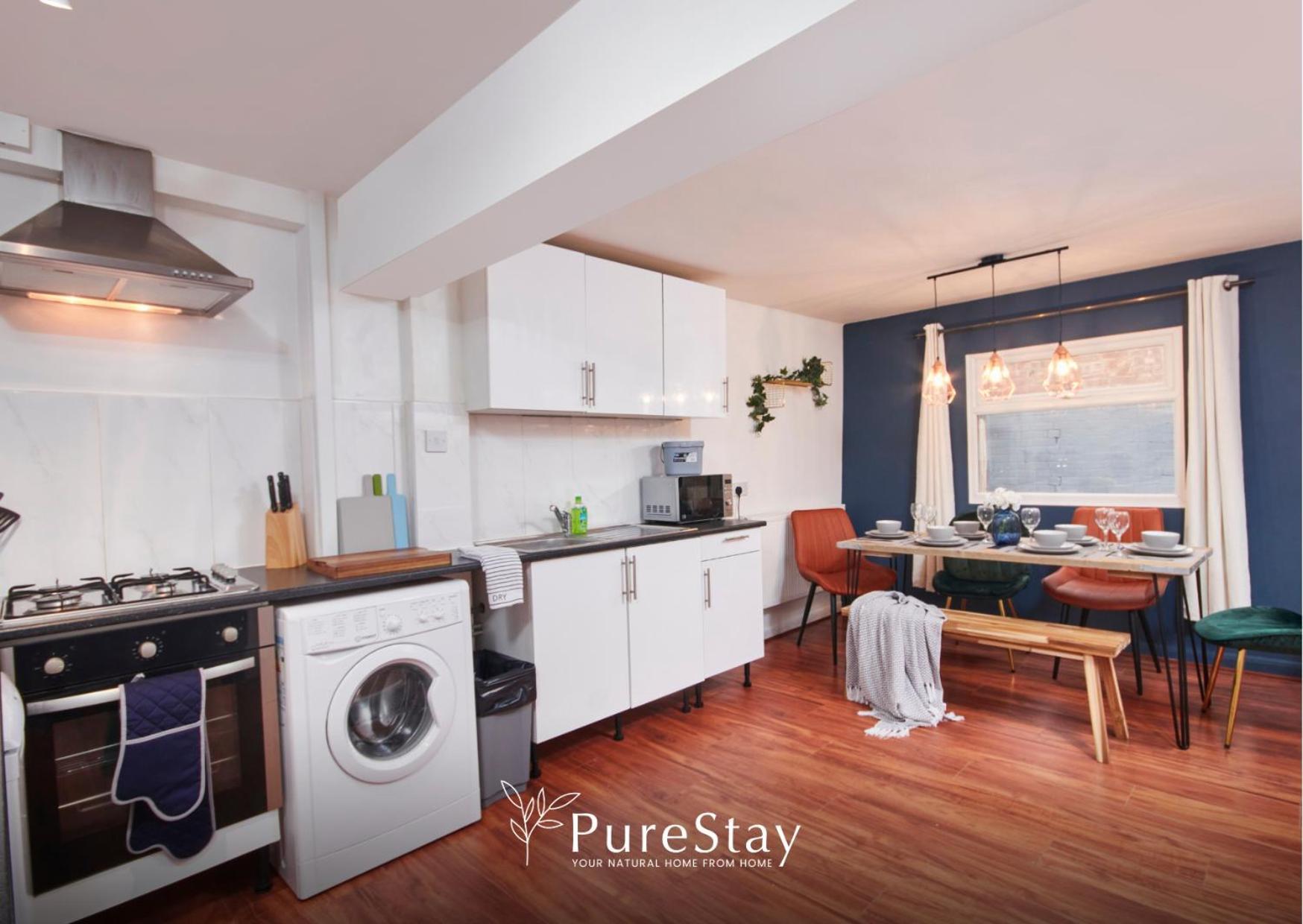 5 Bed House In Leamington Spa Perfect For Contractors With 7 Beds By Purestay - 14 Night Min! Zewnętrze zdjęcie